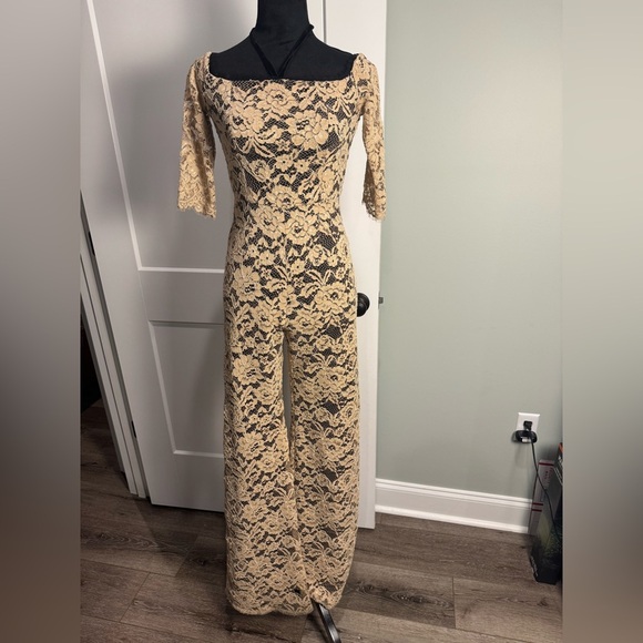 Alexis Lace Off-Shoulder lined Jumpsuit halter - Picture 2 of 16